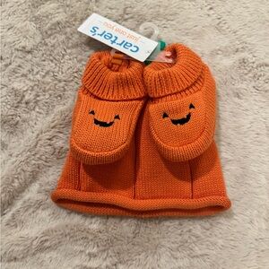 NWT Fall Infant Baby Pumpkin Hat and Booties